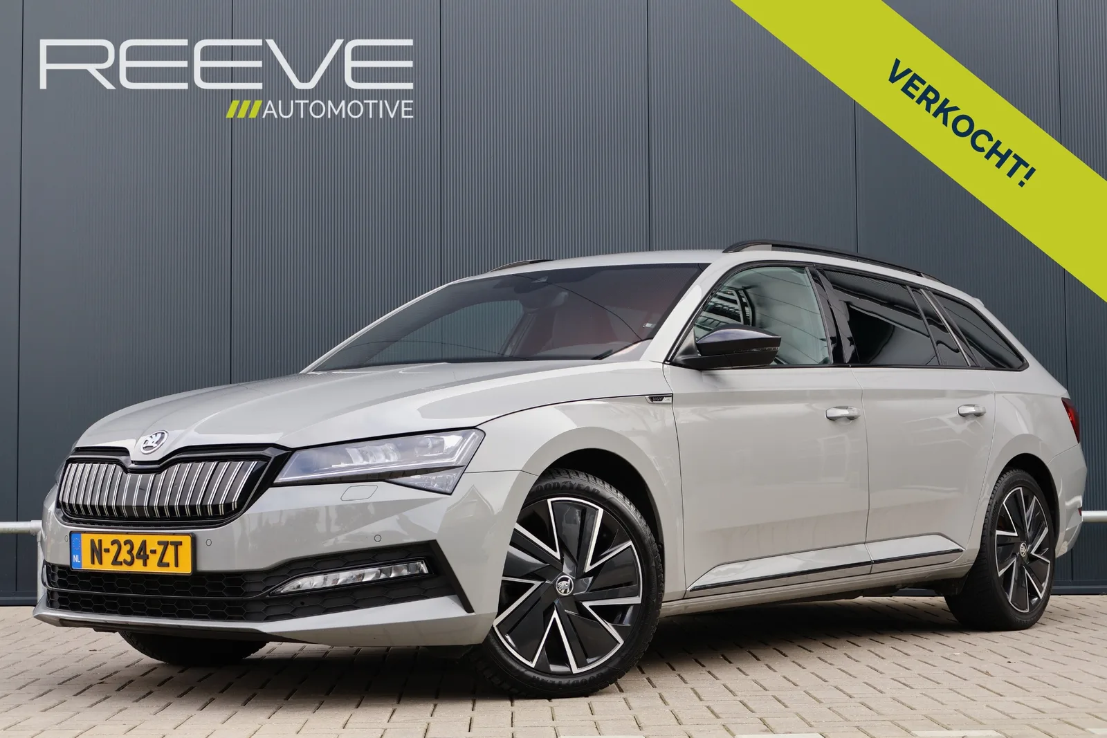 Škoda Superb (2022) — foto 1