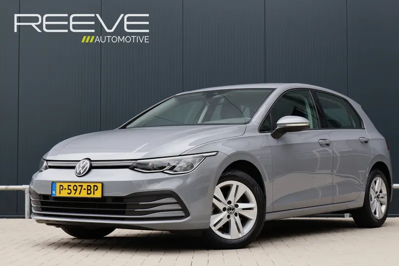 Volkswagen Golf (2022)