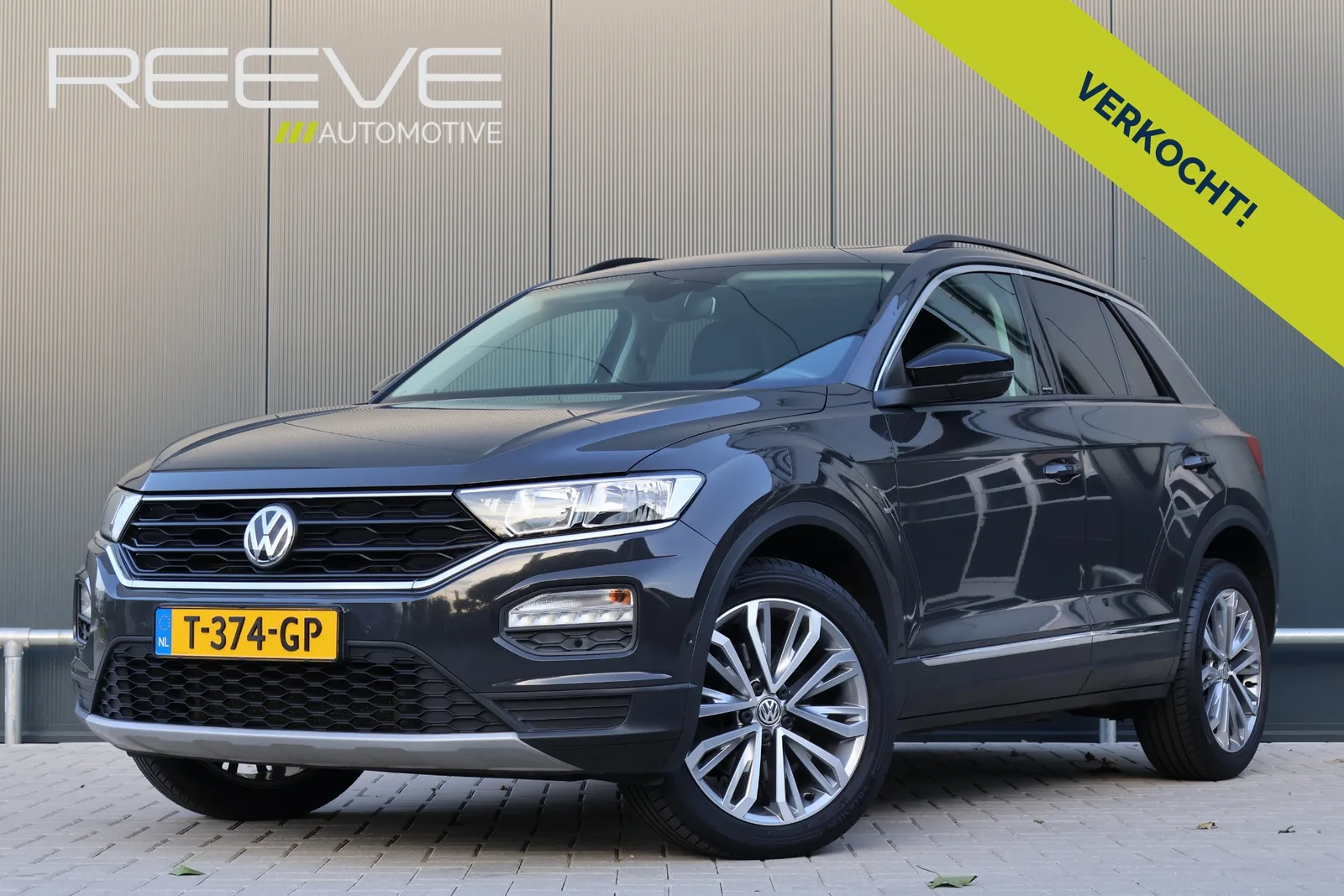 Volkswagen T-Roc (2020) — foto 1