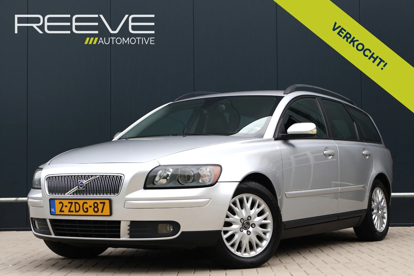 Volvo V50 (2004) — foto 1