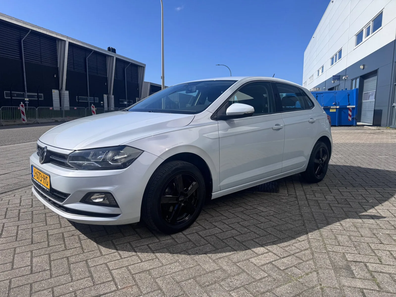 Volkswagen Polo (2020) — foto 1