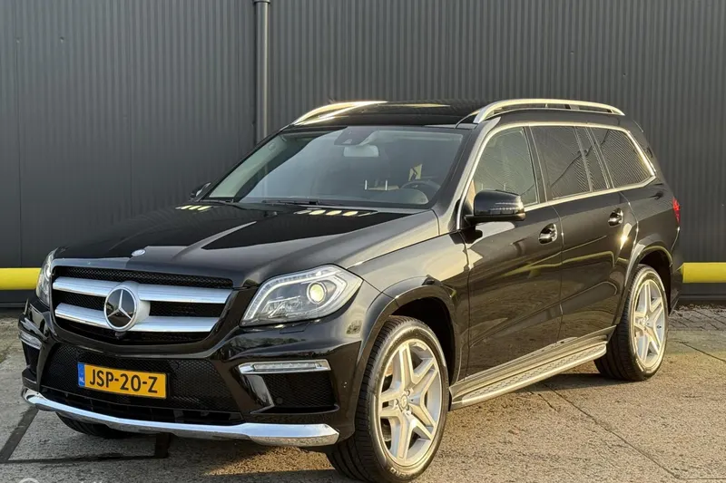 Mercedes-Benz Mercedes (2016)
