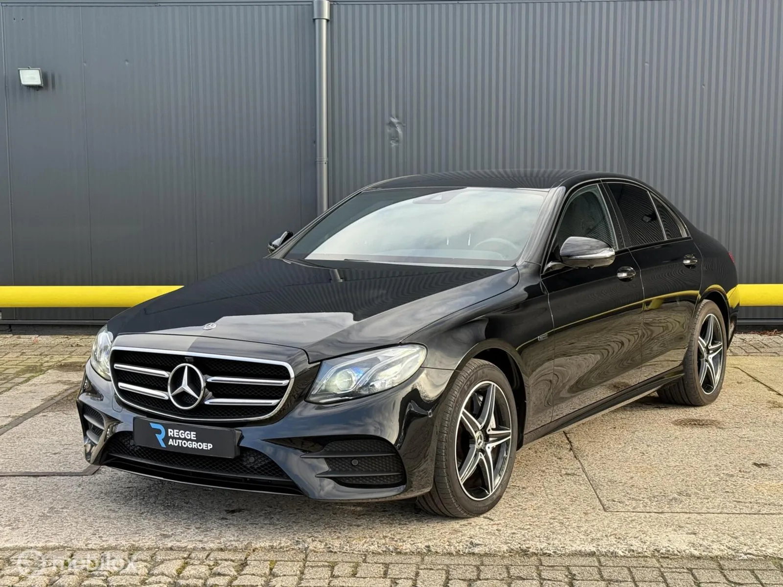 Mercedes-Benz Mercedes (2019) — foto 1