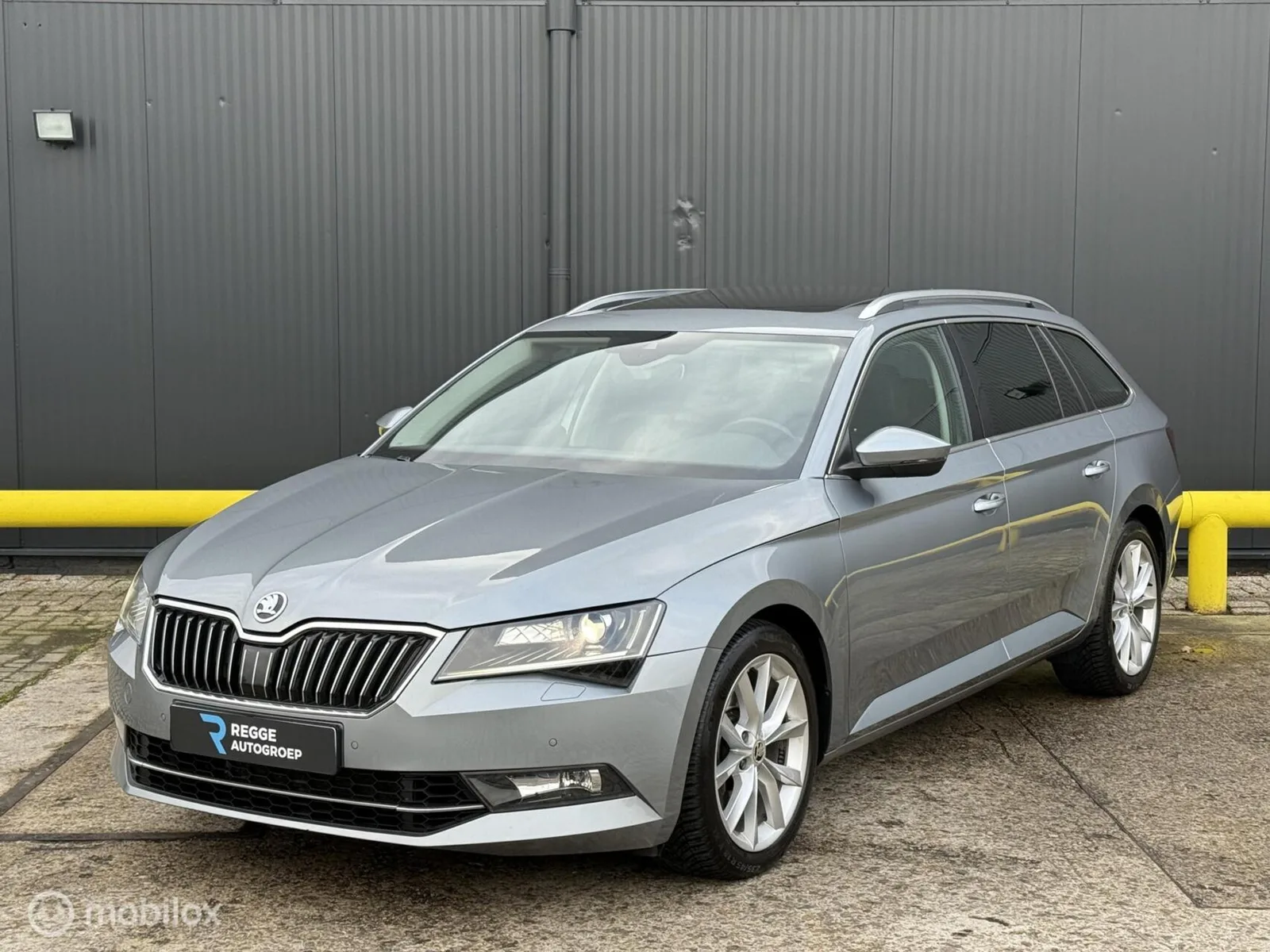 Škoda Superb (2016) — foto 1
