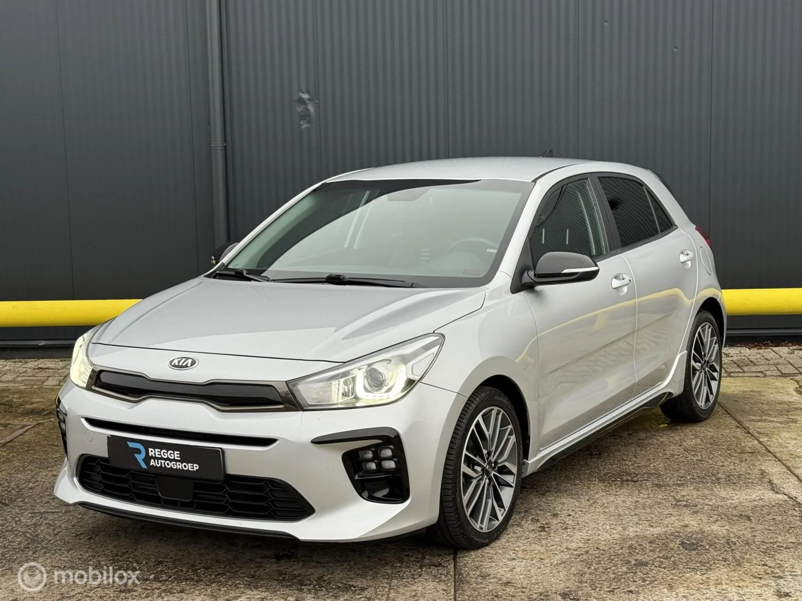 Kia Rio (2020) — foto 1