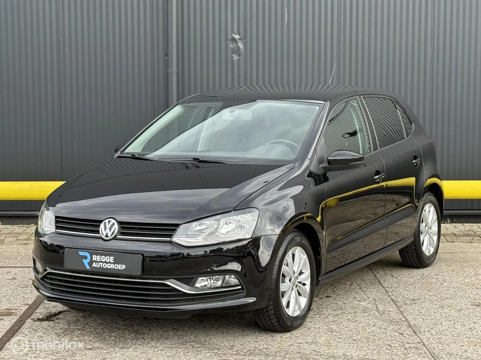 Volkswagen Polo (2016) — foto 1