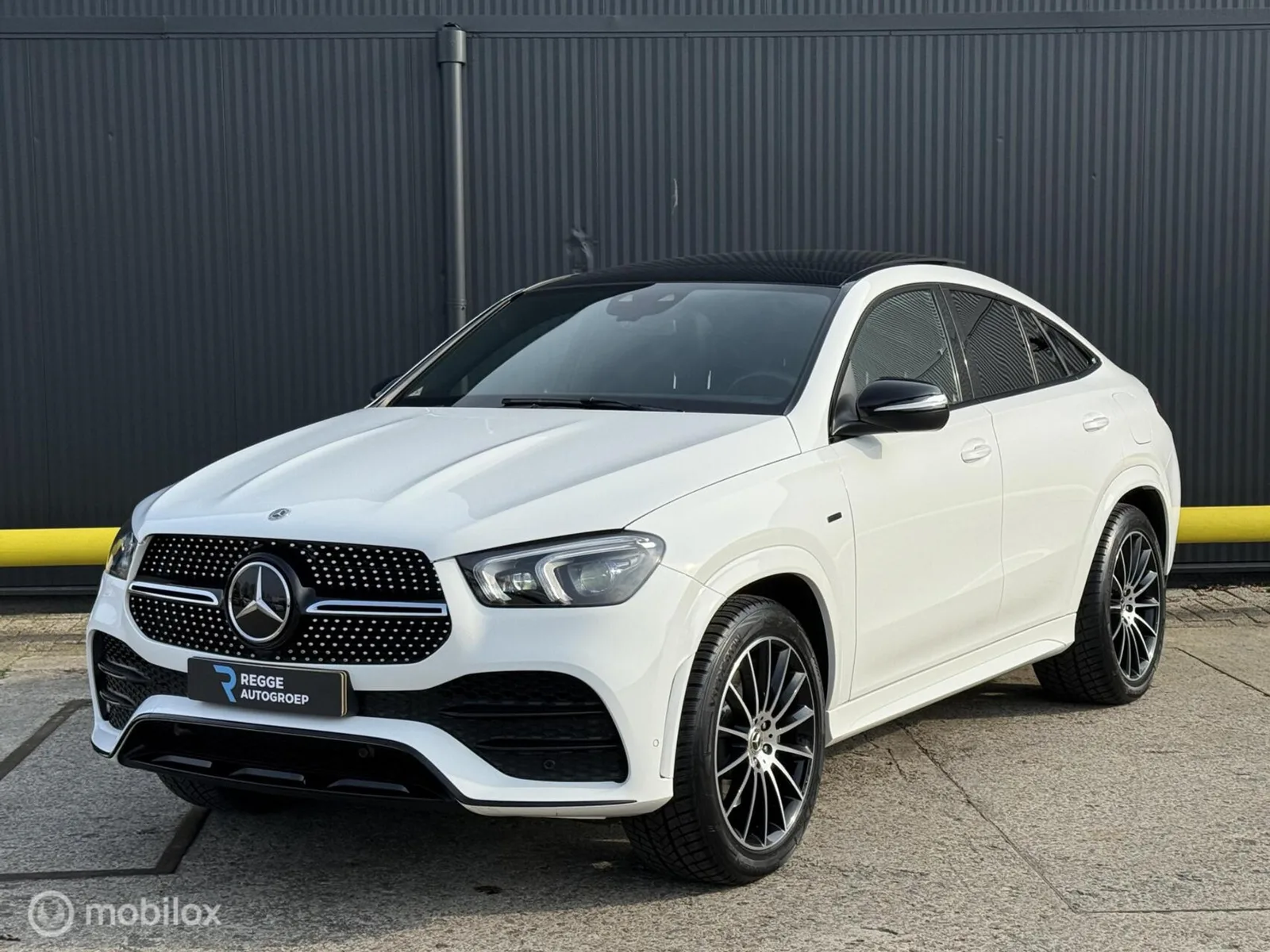 Mercedes-Benz Mercedes (2021) — foto 1