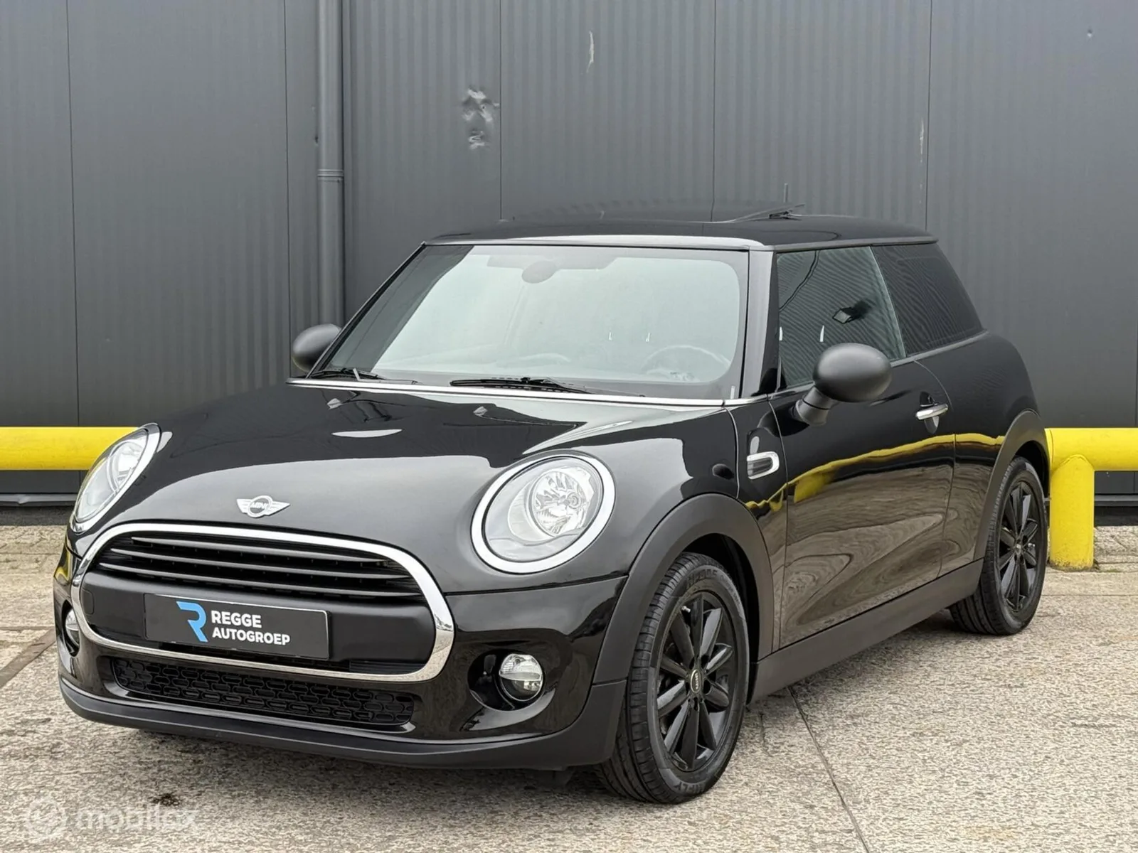 MINI Cooper (2015) — foto 1