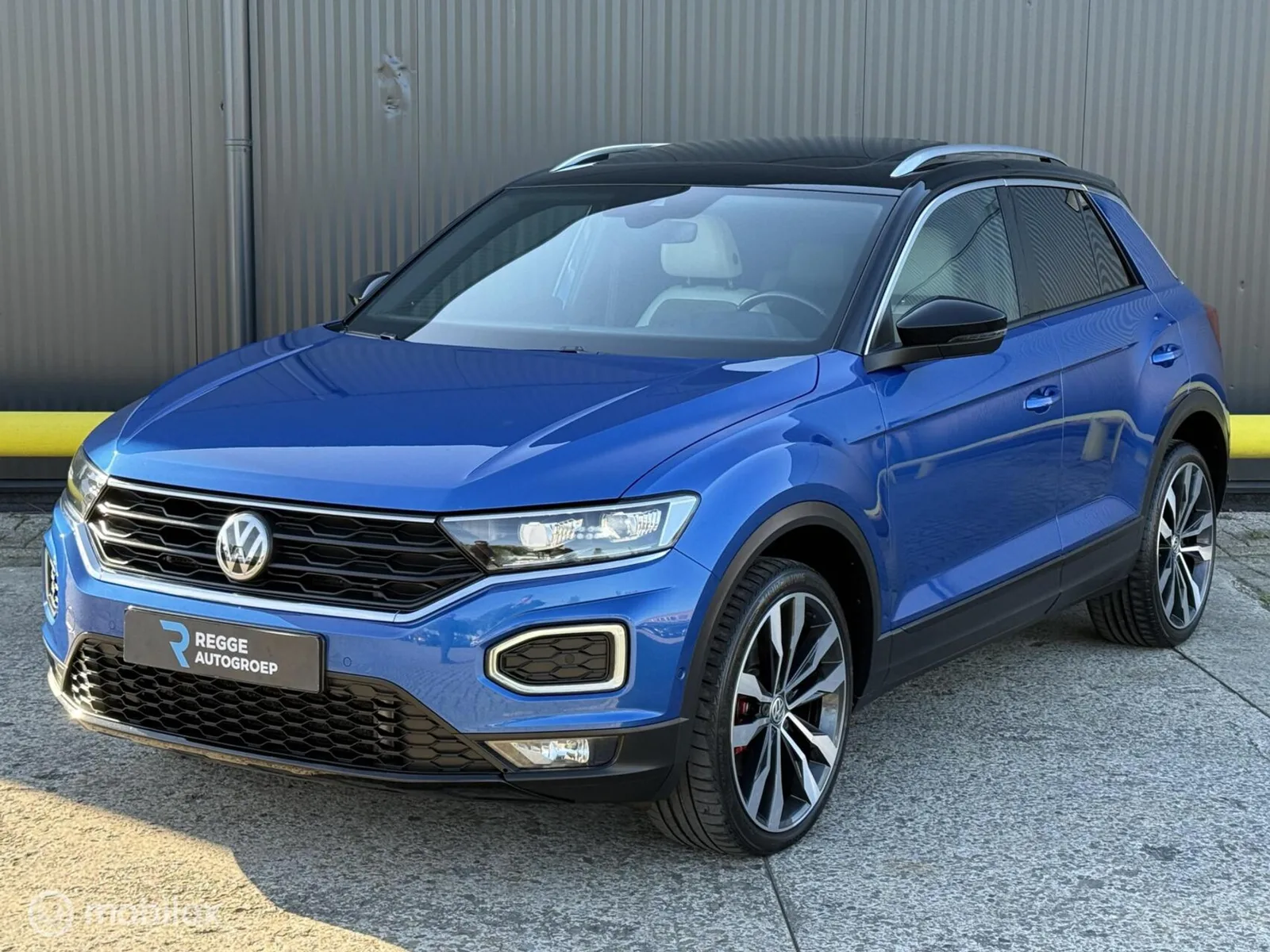 Volkswagen T-Roc (2017) — foto 1