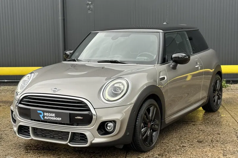MINI Cooper (2021)