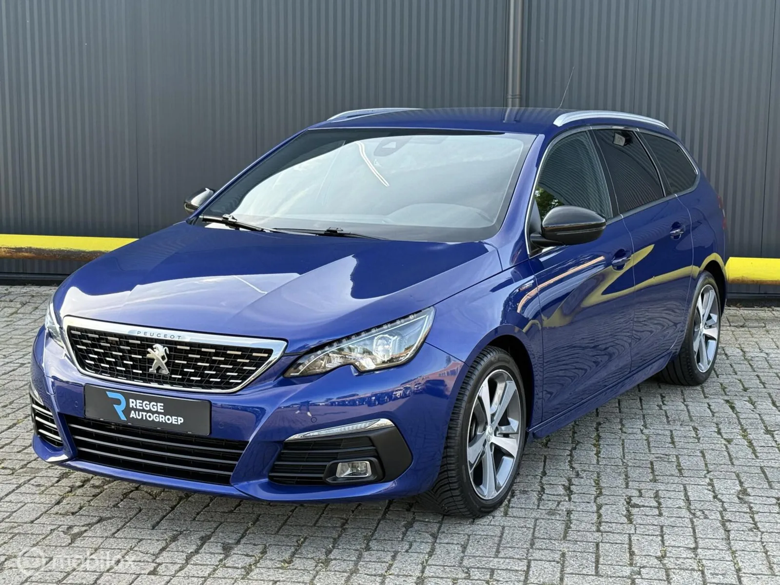 Peugeot 308 (2018) — foto 1