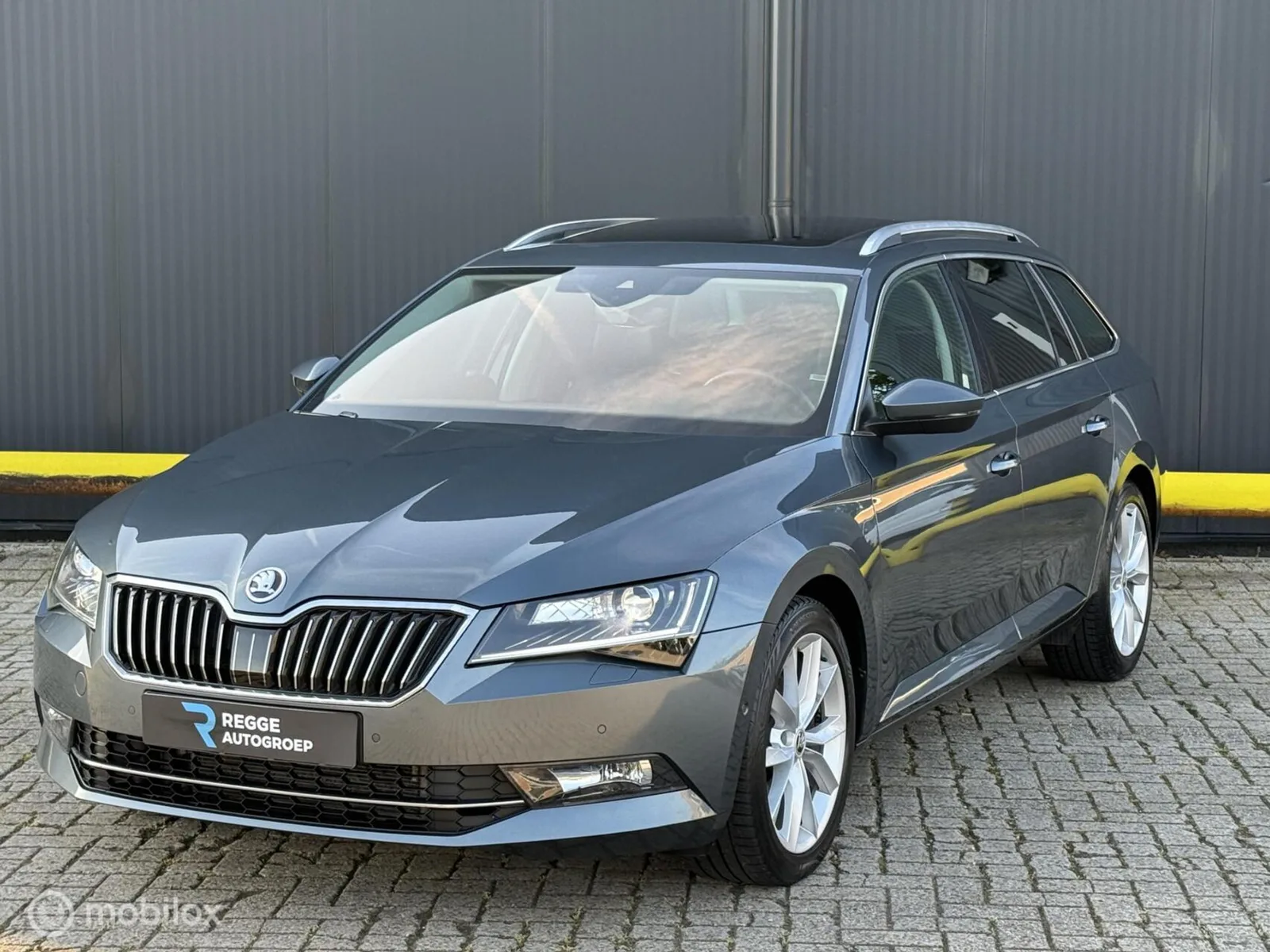 Škoda Superb (2019) — foto 1