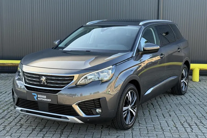 Peugeot 5008 (2018)