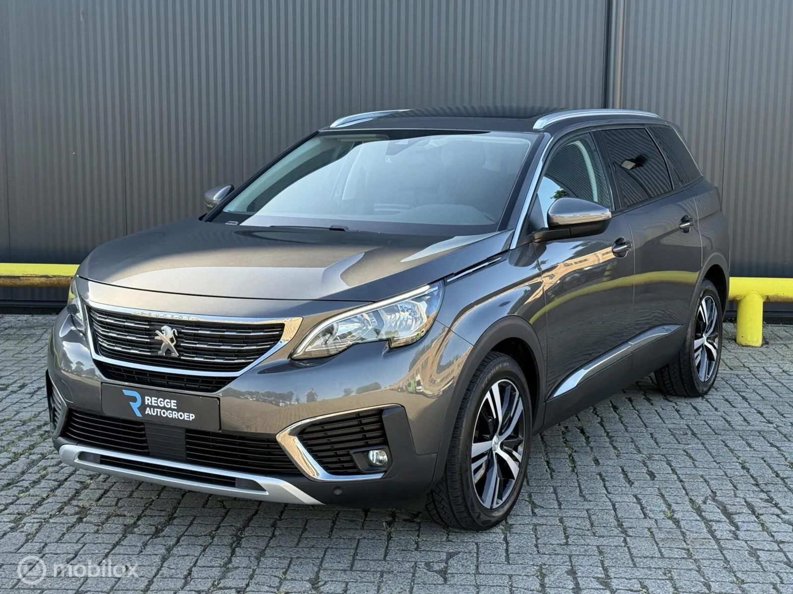 Peugeot 5008 (2018) — foto 1