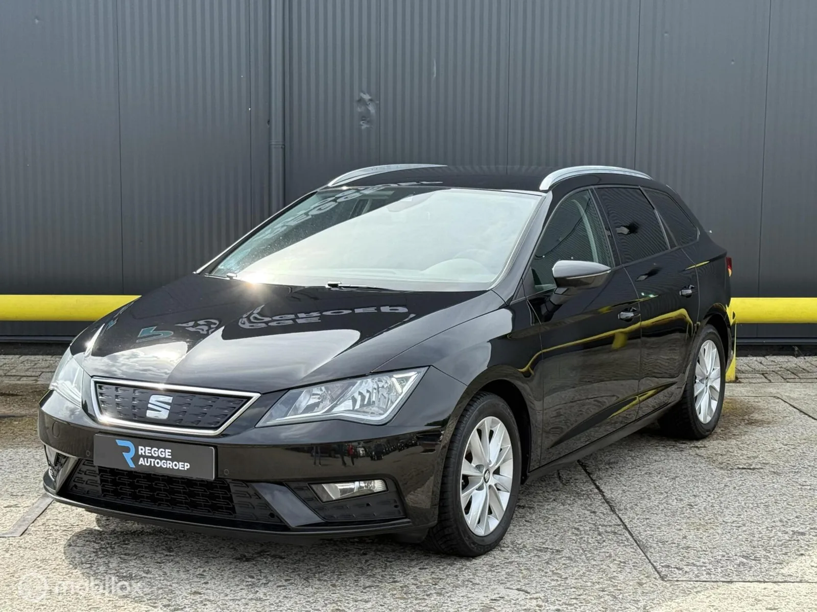 SEAT Leon (2017) — foto 1