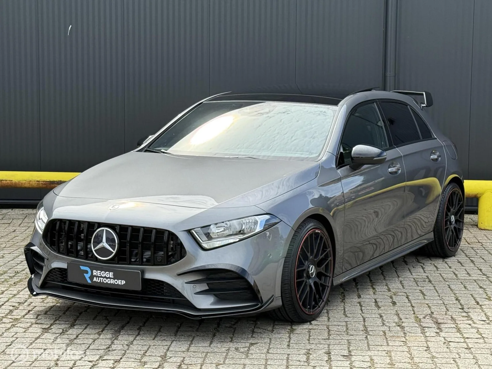 Mercedes-Benz Mercedes (2018) — foto 1