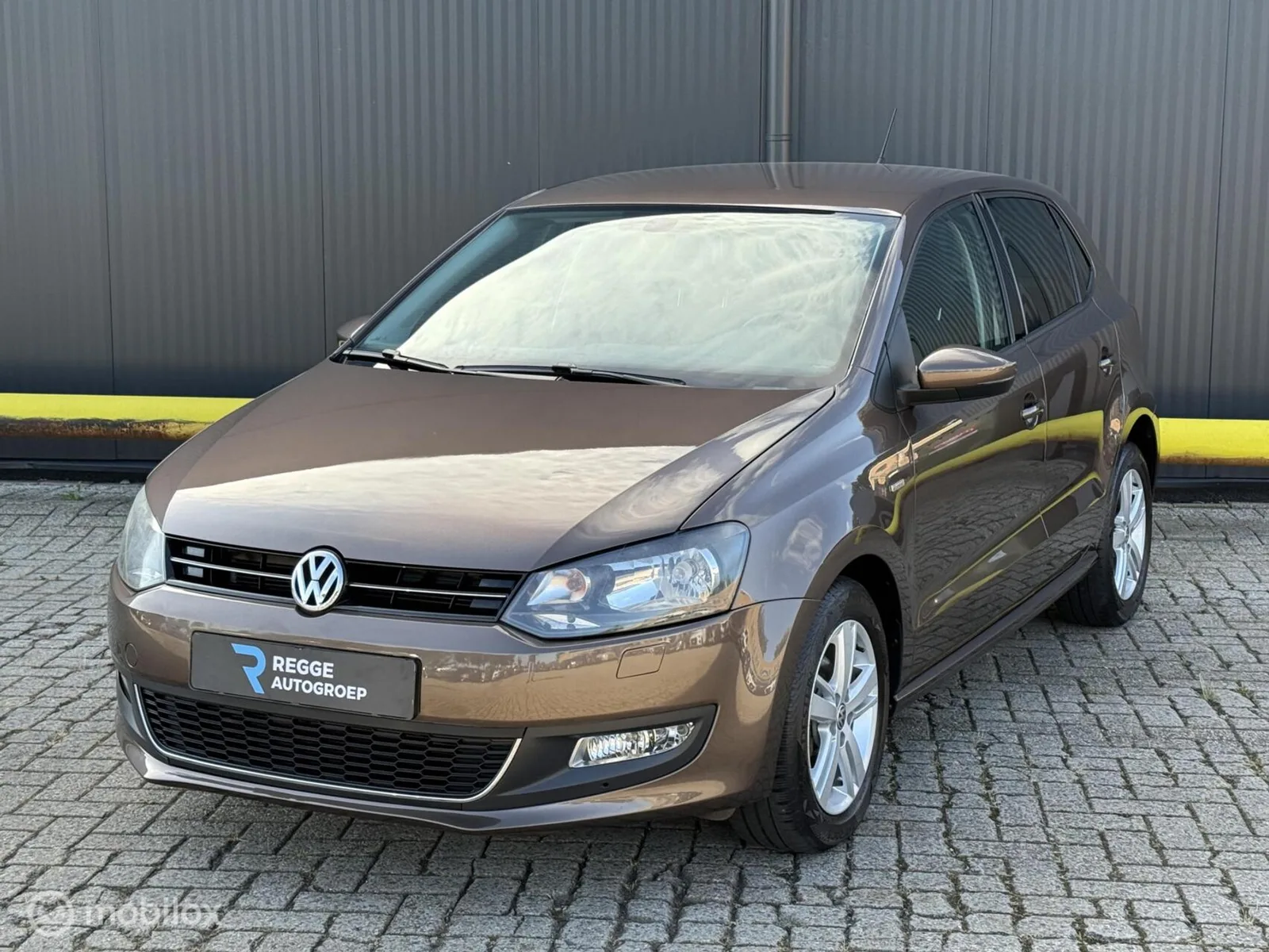 Volkswagen Polo (2014) — foto 1