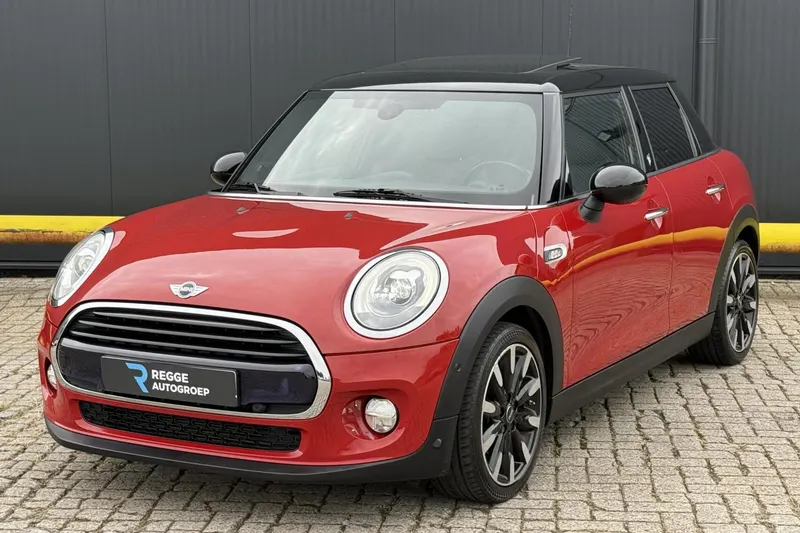 MINI Mini 1 5 Cooper Chili Panoramadak Pdc Navi (2017)