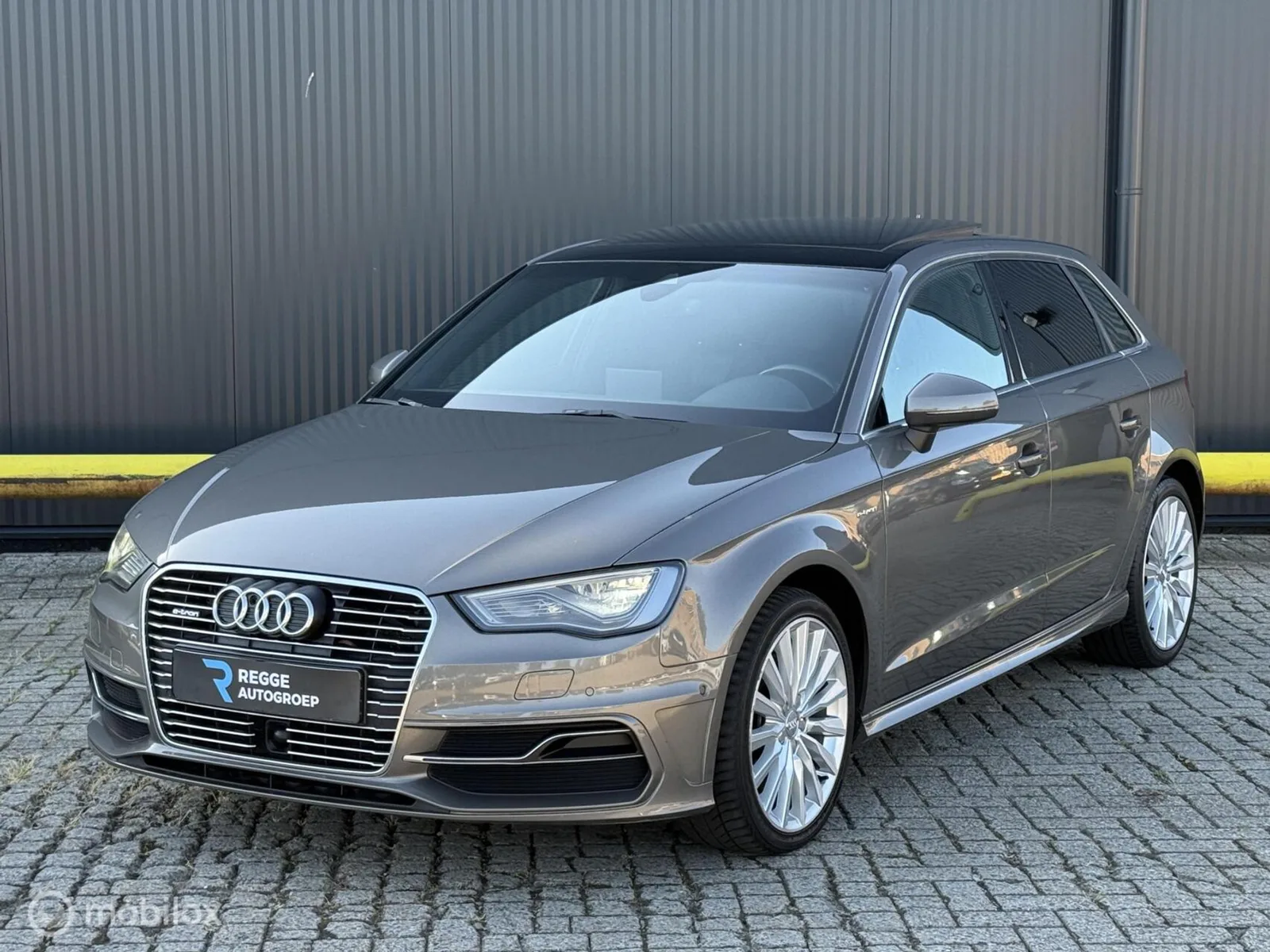 Audi A3 (2015) — foto 1