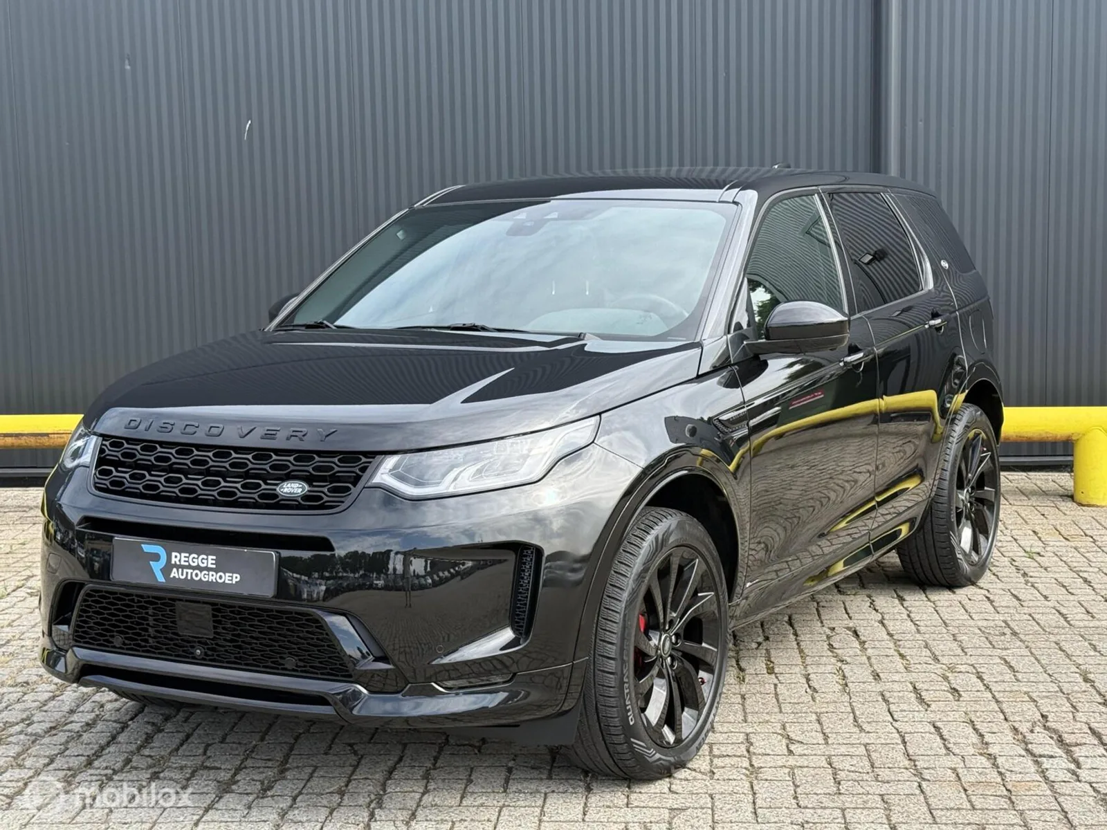 Land Rover Discovery Sport (2020) — foto 1