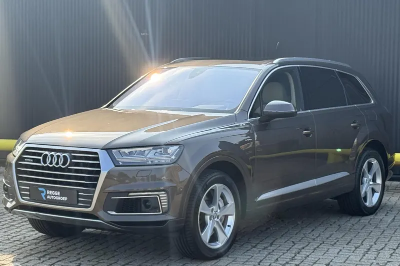 Audi Q7 (2016)