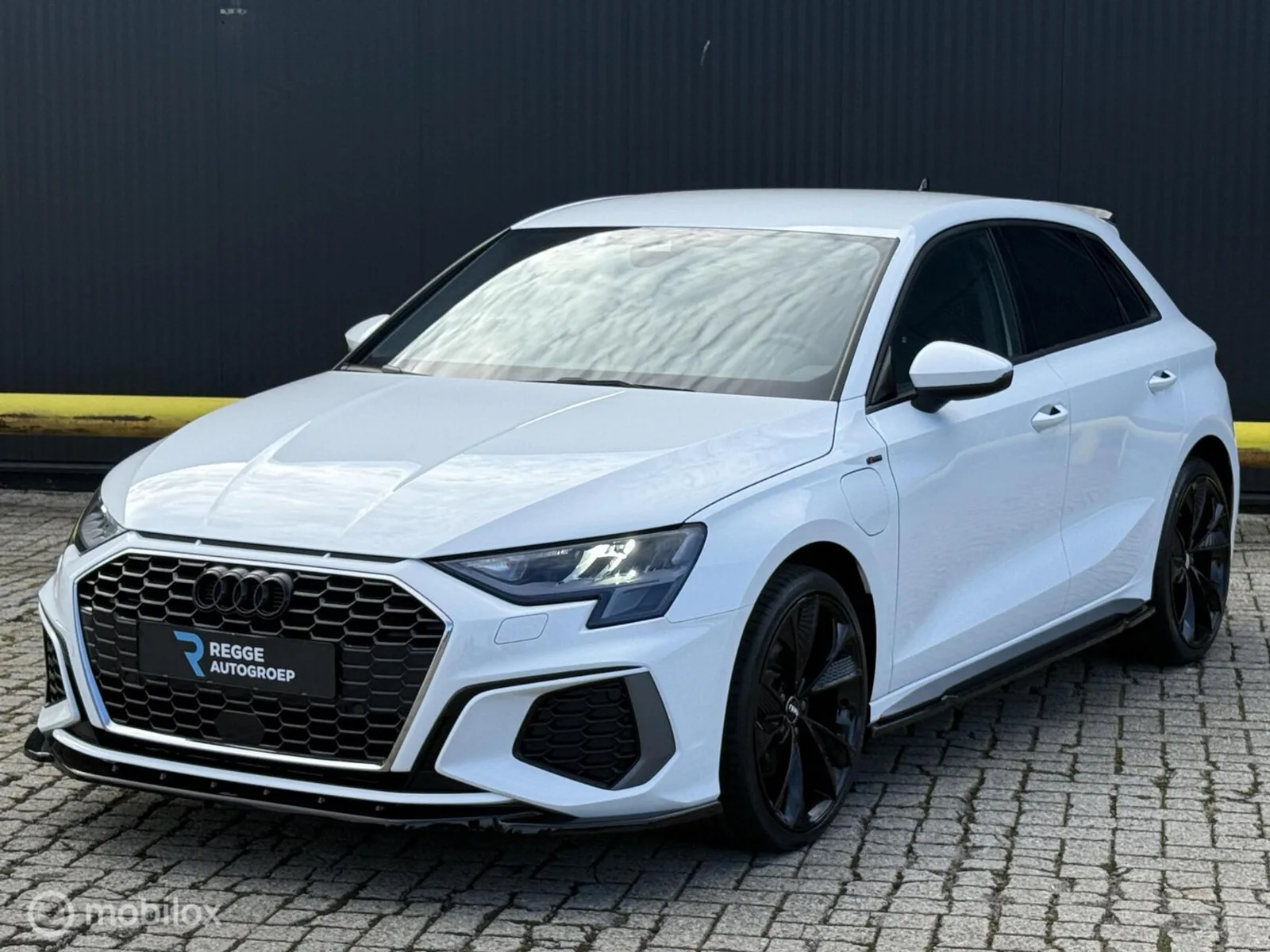 Audi A3 (2022) — foto 1
