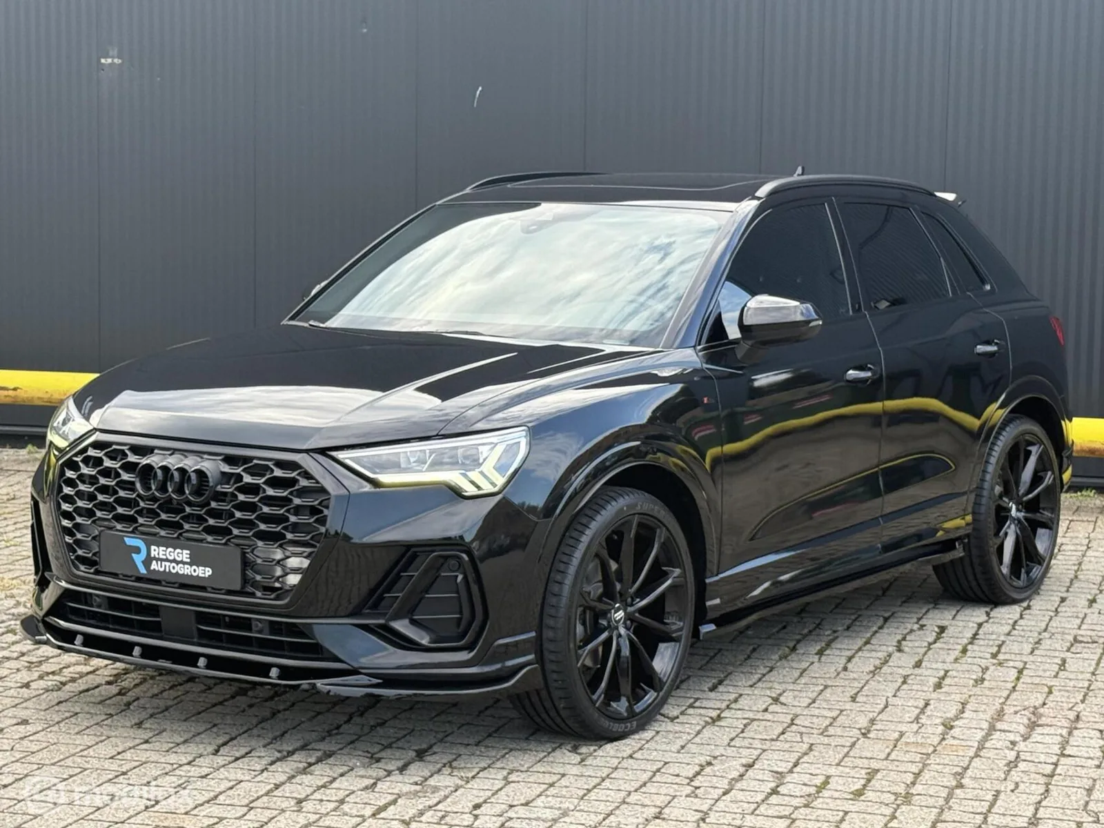 Audi Q3 (2020) — foto 1