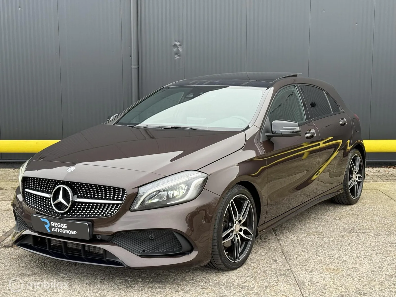 Mercedes-Benz A-Klasse (2016) — foto 1