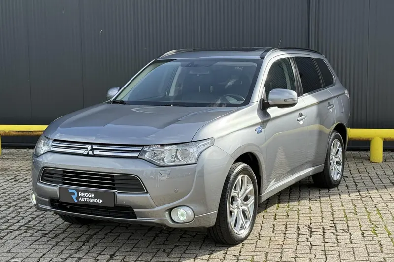 Mitsubishi Outlander (2013)