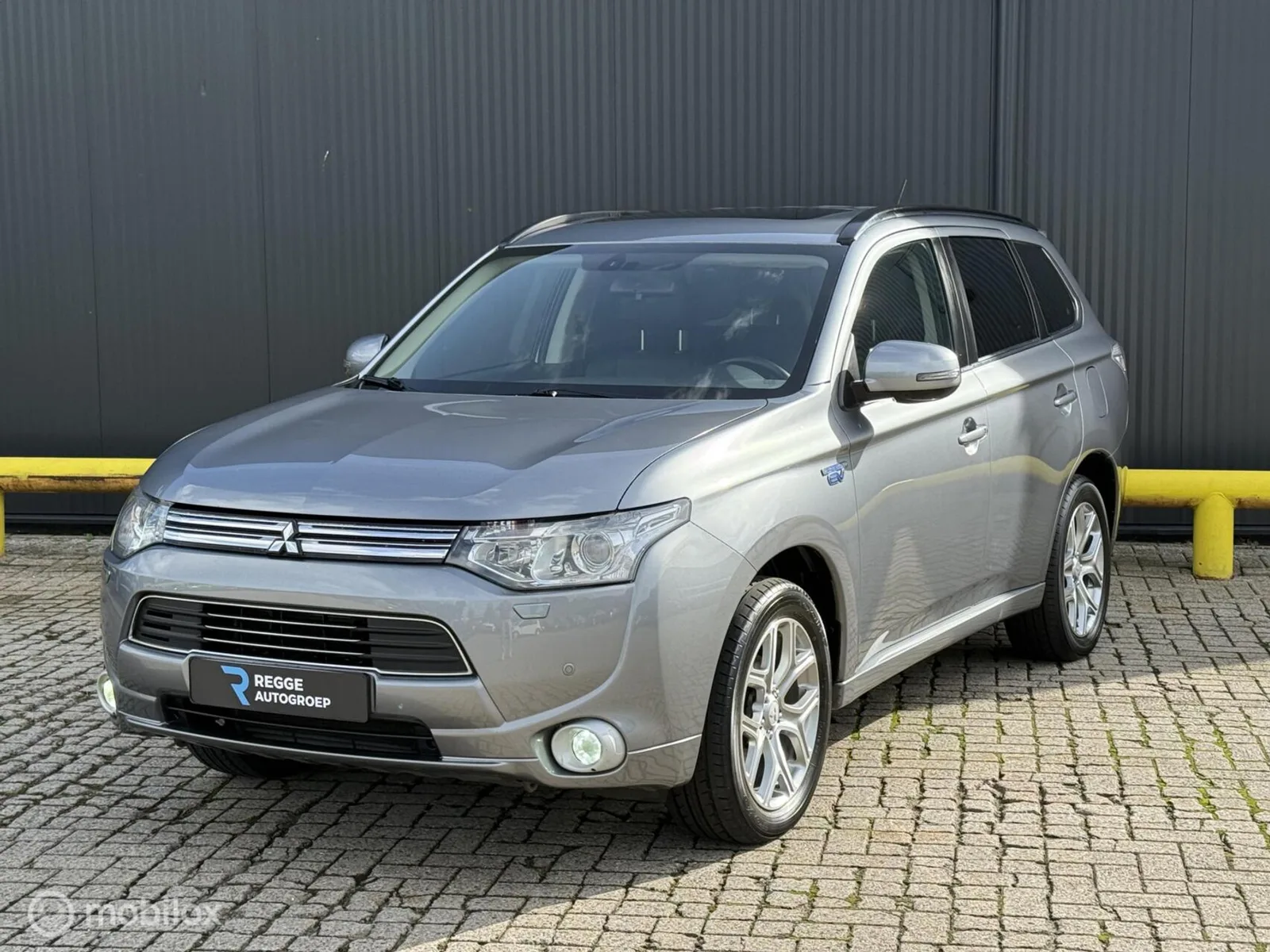 Mitsubishi Outlander (2013) — foto 1