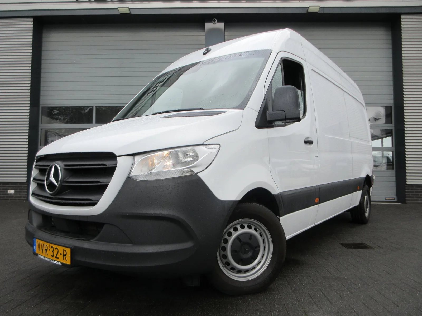 Mercedes-Benz Sprinter (2023) — foto 1