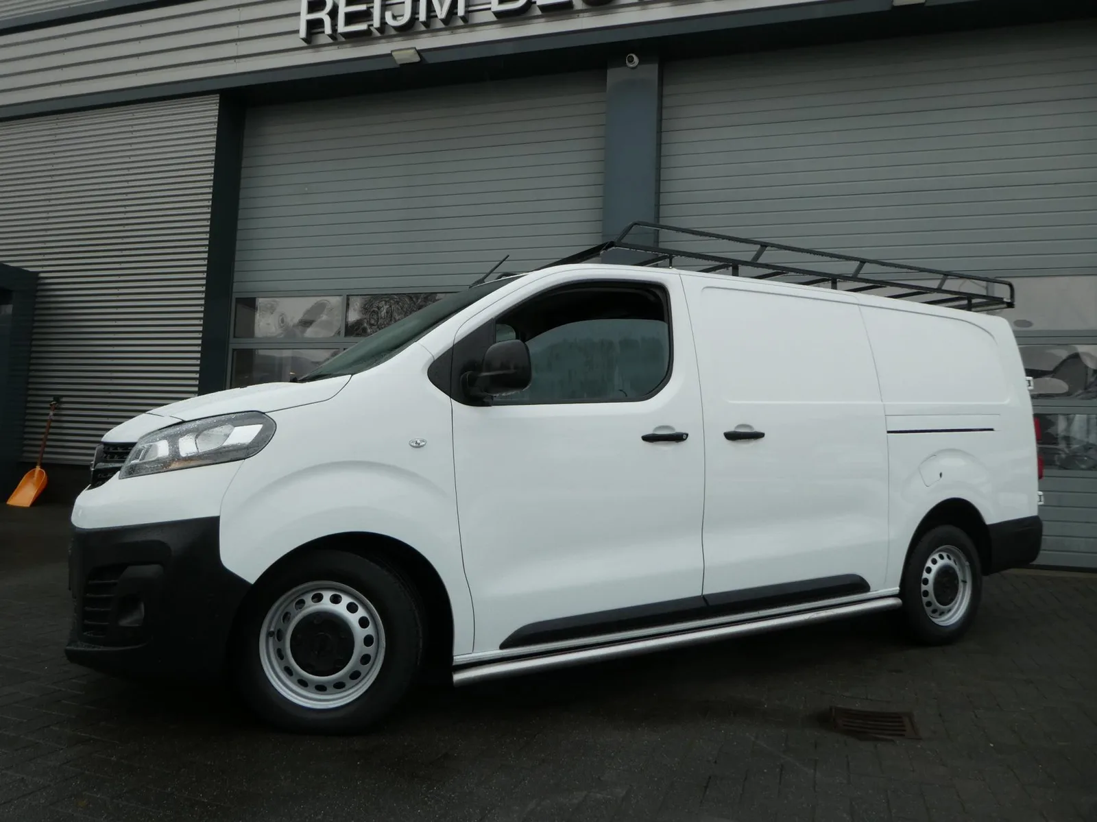 Opel Vivaro (2022) — foto 1