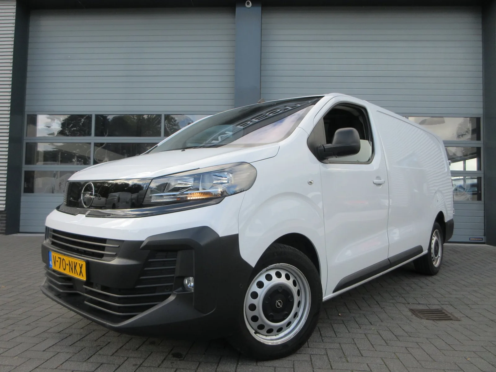 Opel Vivaro (2024) — foto 1