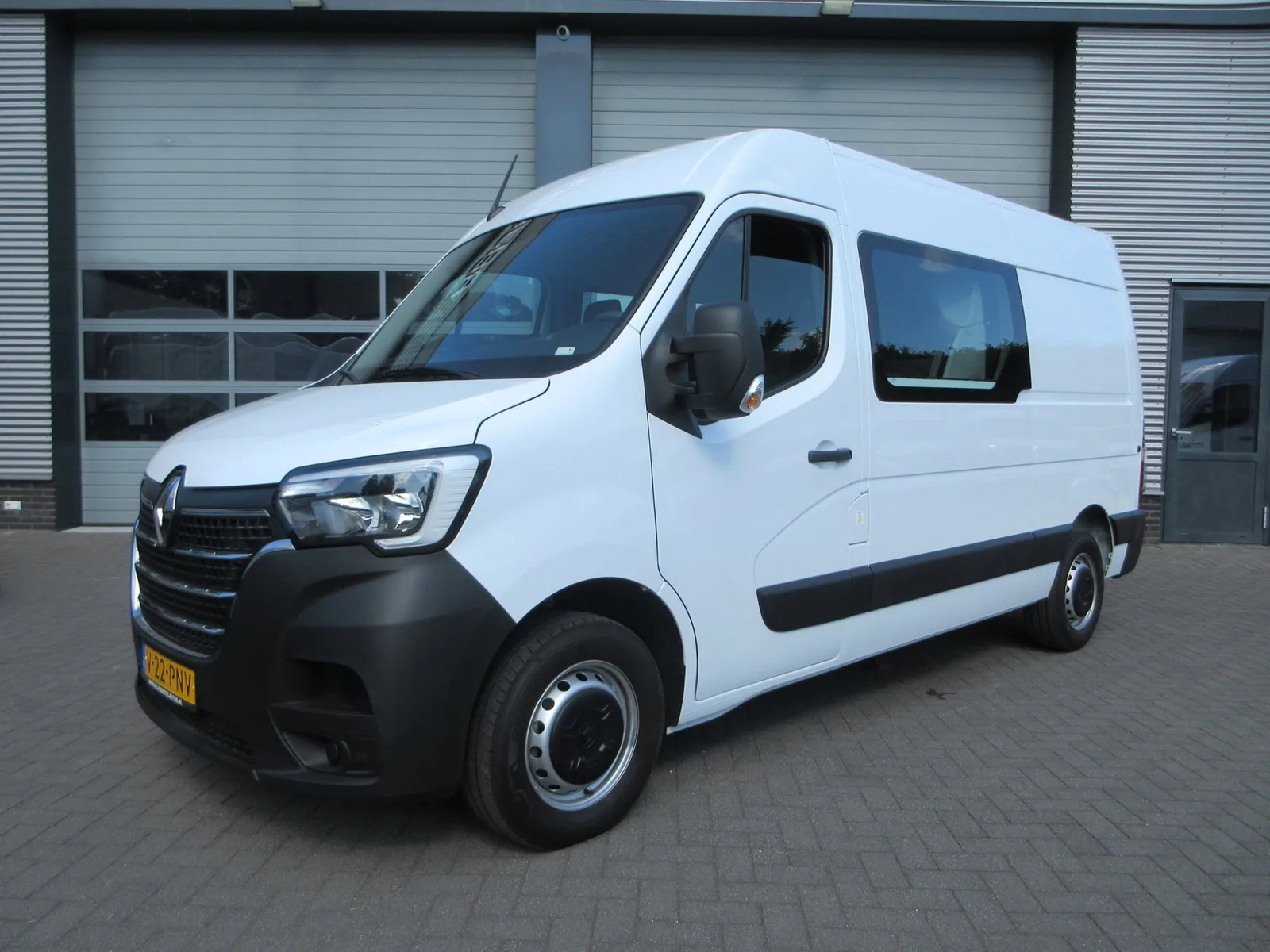 Renault Master (2024) — foto 1
