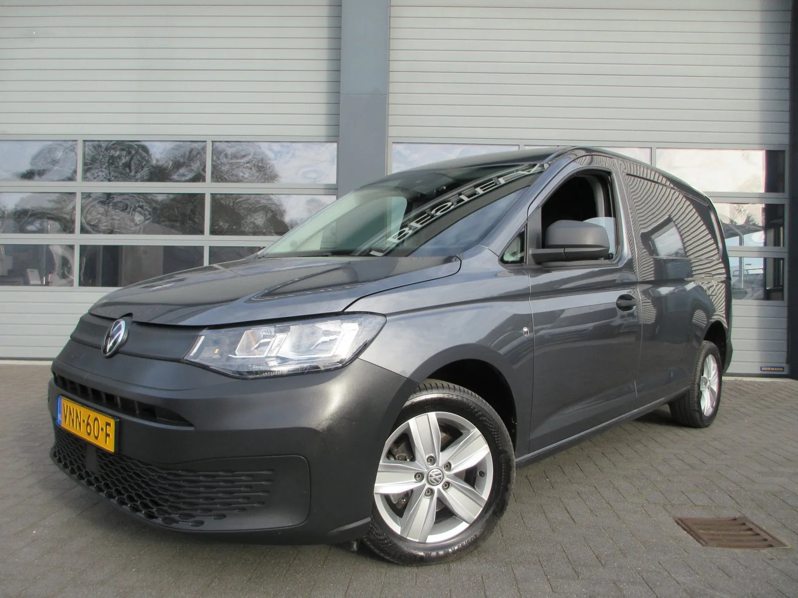 Volkswagen Caddy (2022) — foto 1
