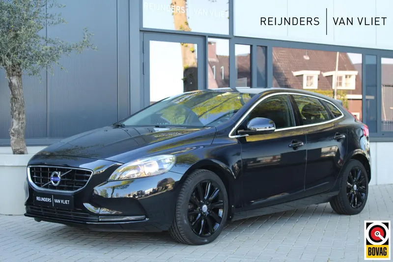 Volvo V40 (2015)