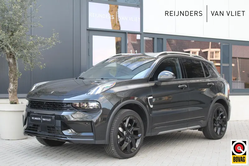 Lynk & Co 01 (2022)
