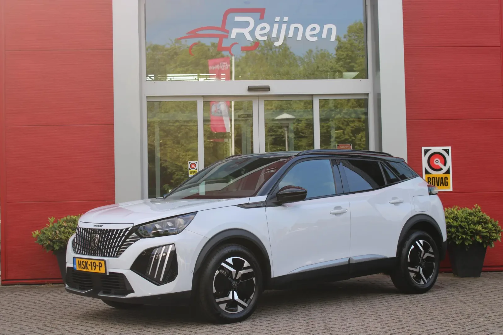 Peugeot 2008 (2025) — foto 1