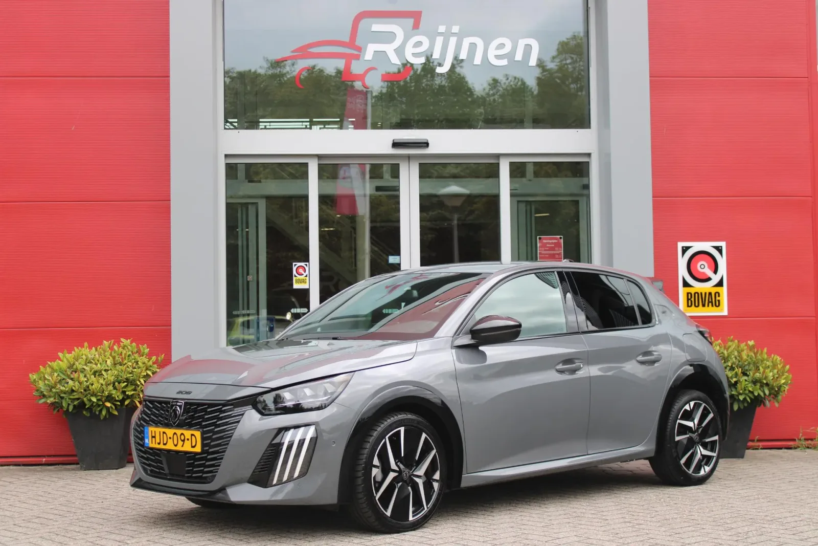 Peugeot 208 (2025) — foto 1