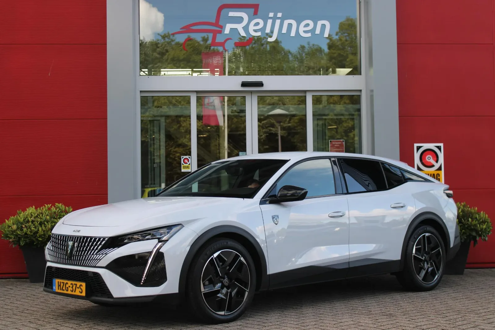 Peugeot 408 (2025) — foto 1