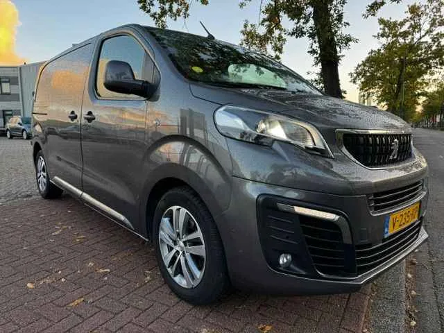 Peugeot Expert (2018) — foto 1