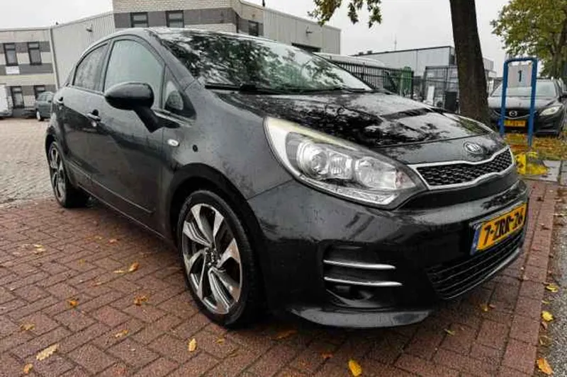 Kia Rio (2015)