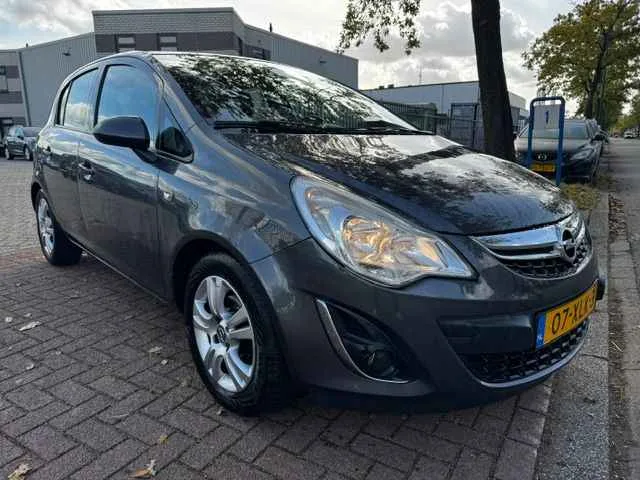 Opel Corsa (2012) — foto 1