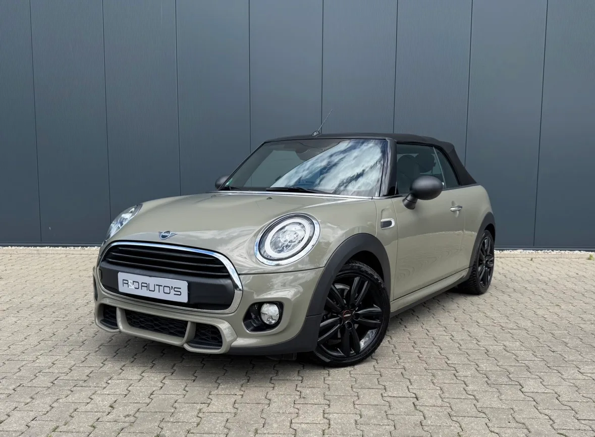 MINI Cabrio (2019) — foto 1