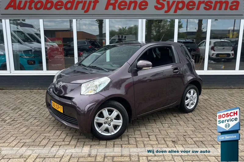 Toyota IQ (2009)