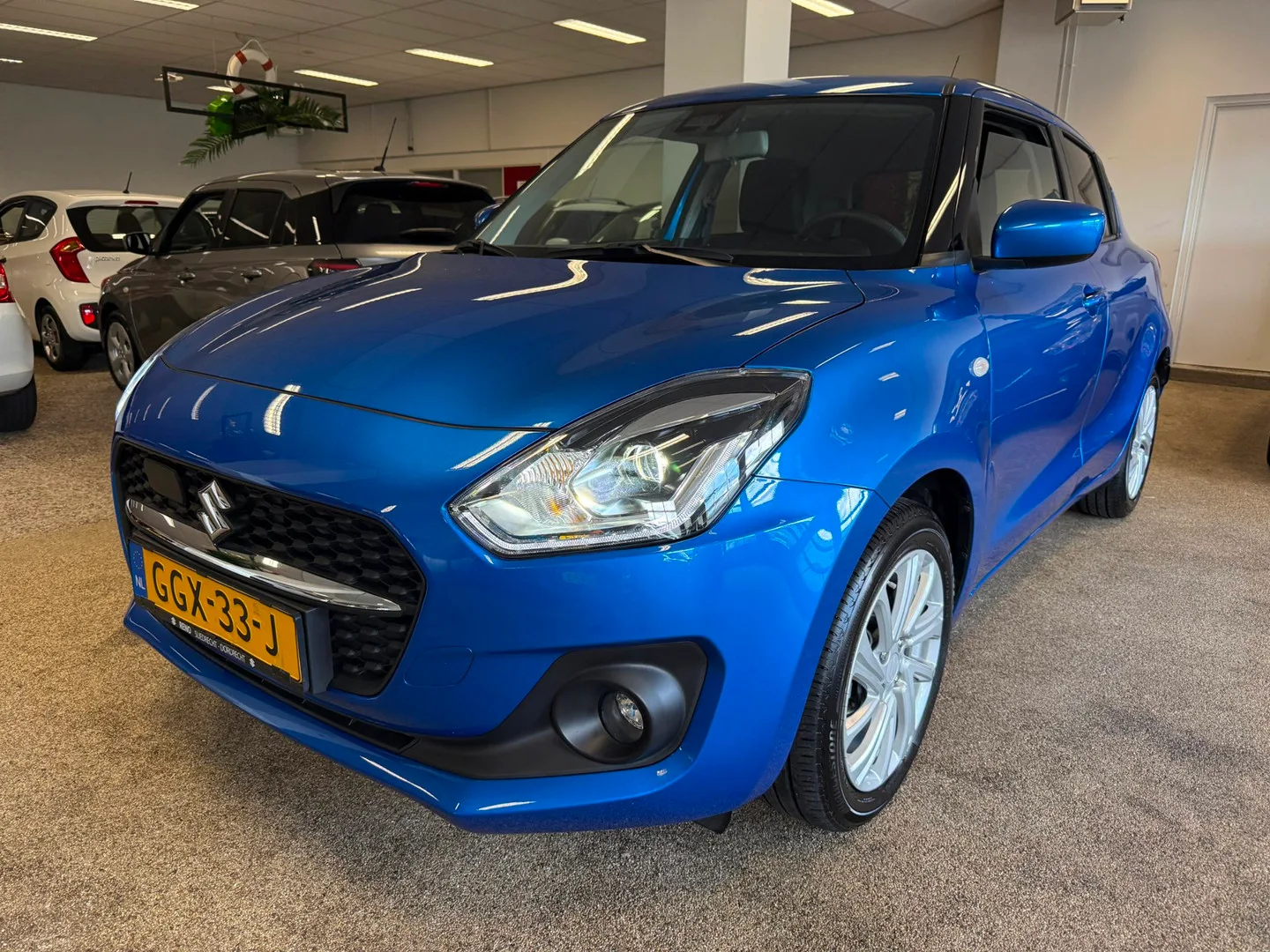 Suzuki Swift (2024) — foto 1
