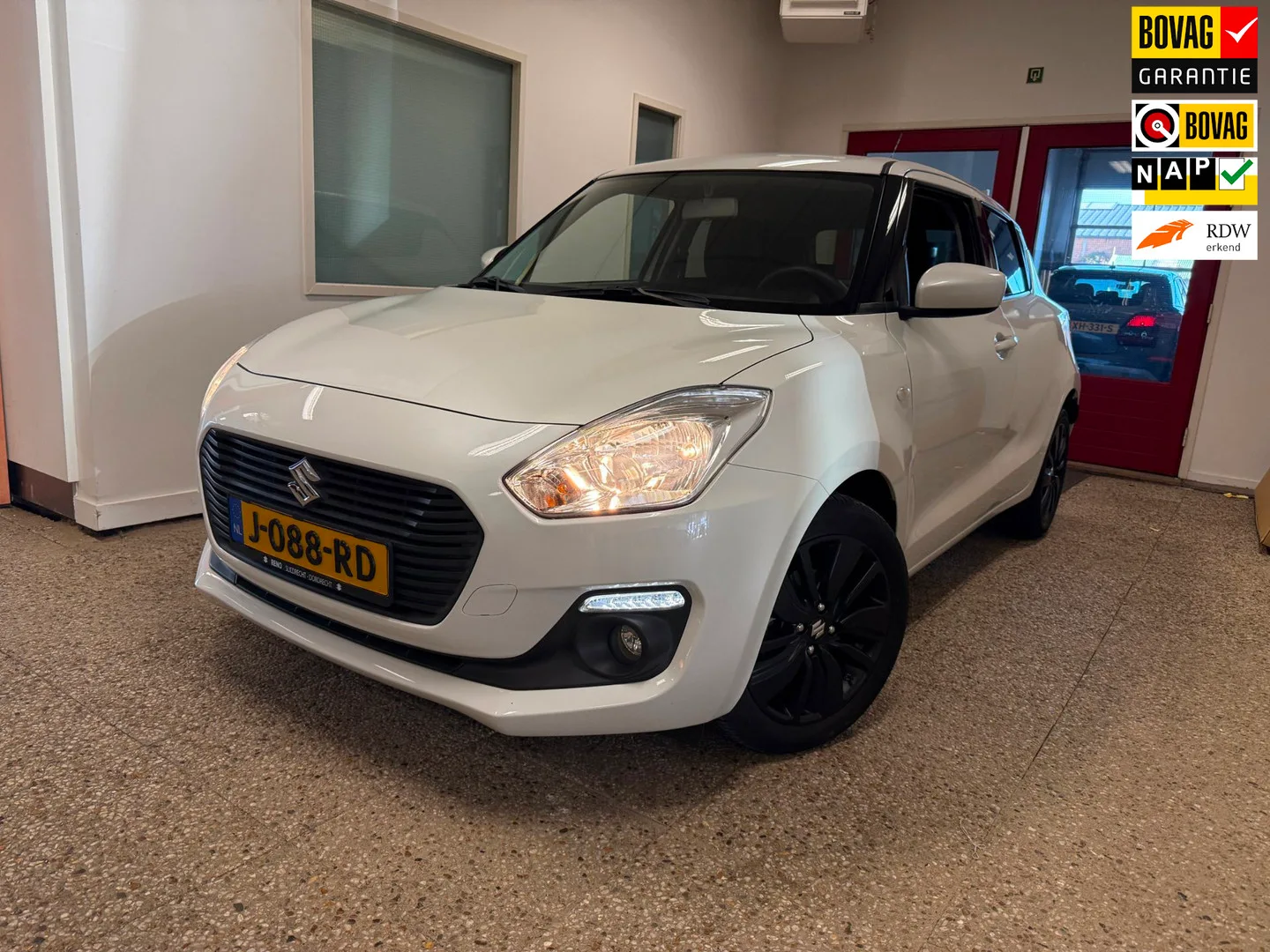 Suzuki Swift (2020) — foto 1