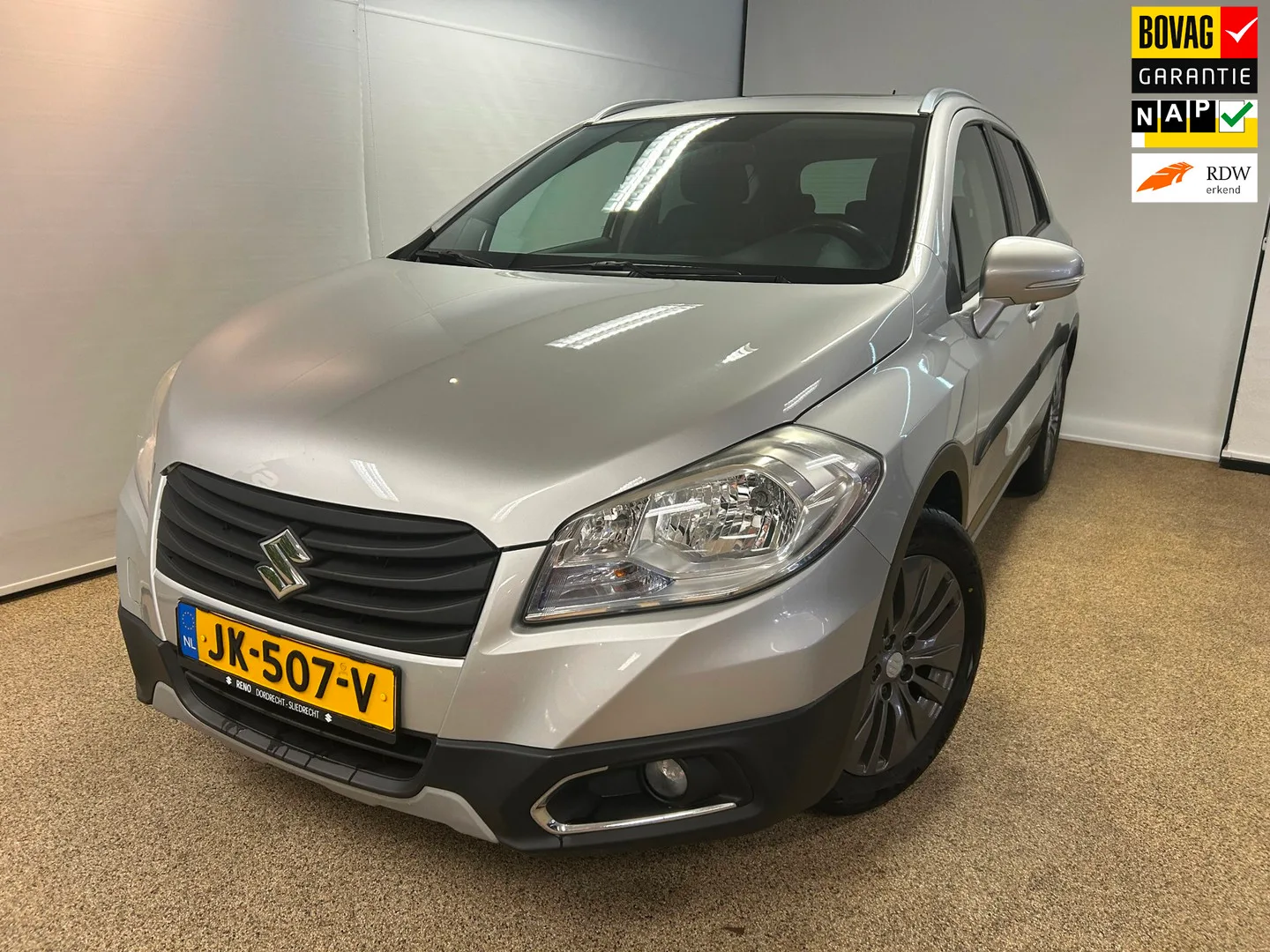 Suzuki S-Cross (2016) — foto 1