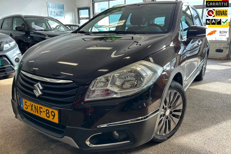 Suzuki SX4 S-Cross (2014)