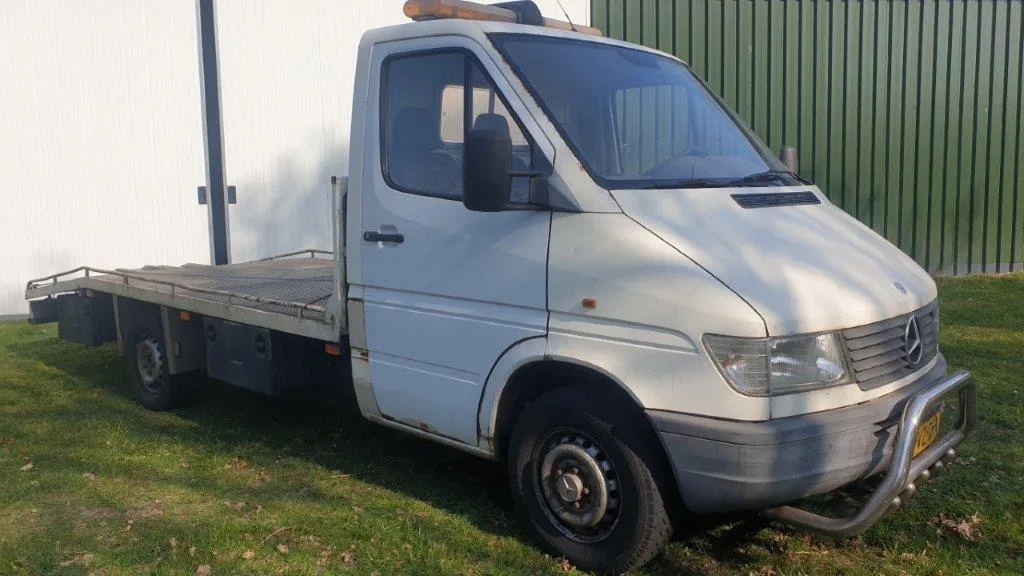 Mercedes-Benz Sprinter (1995) — foto 1